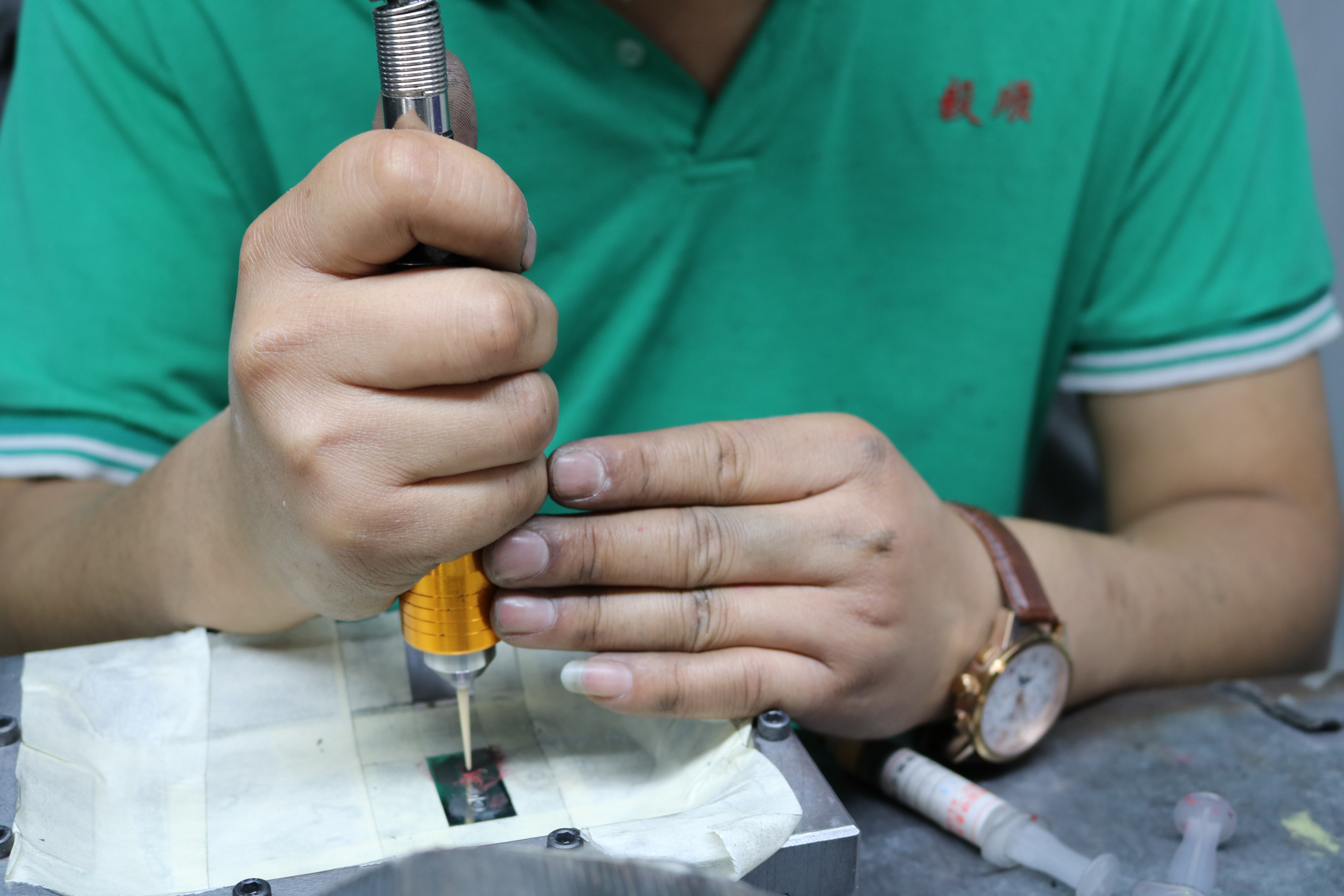 模具拋光作業(yè)中