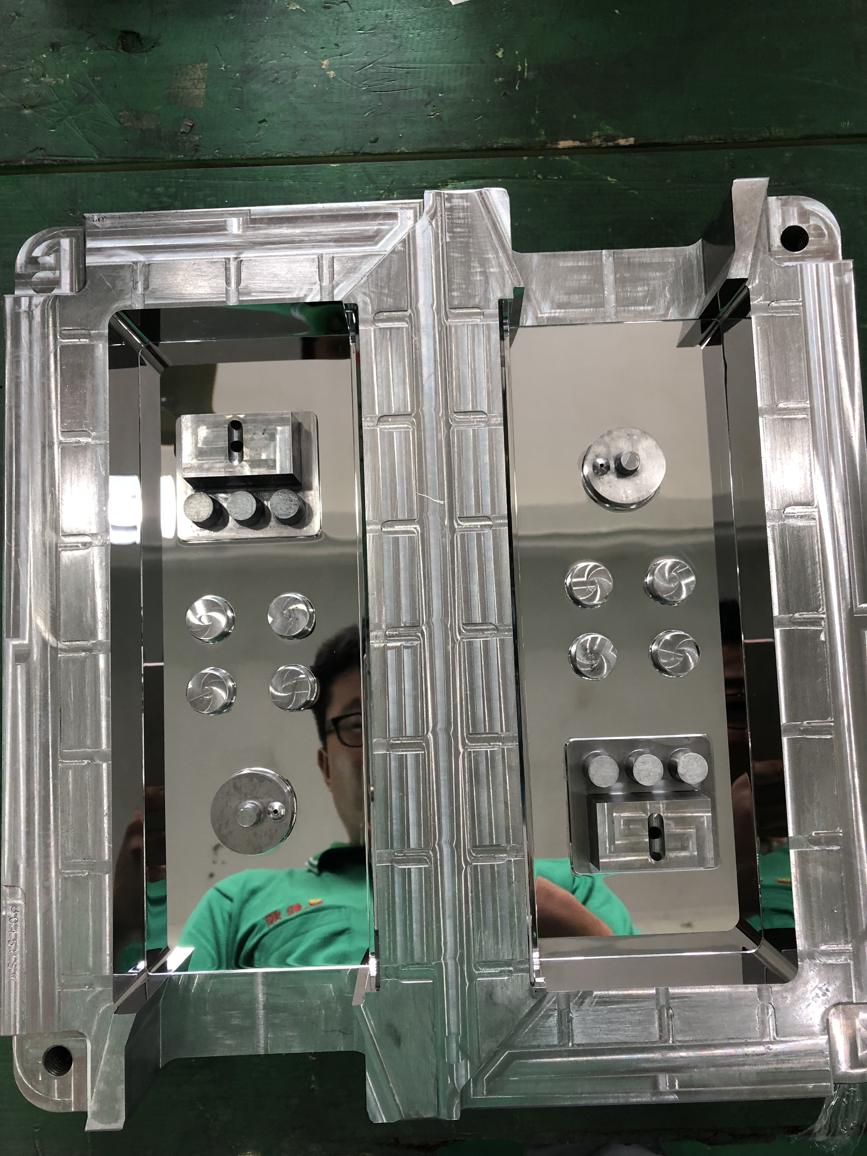 硅膠模具拋光廠