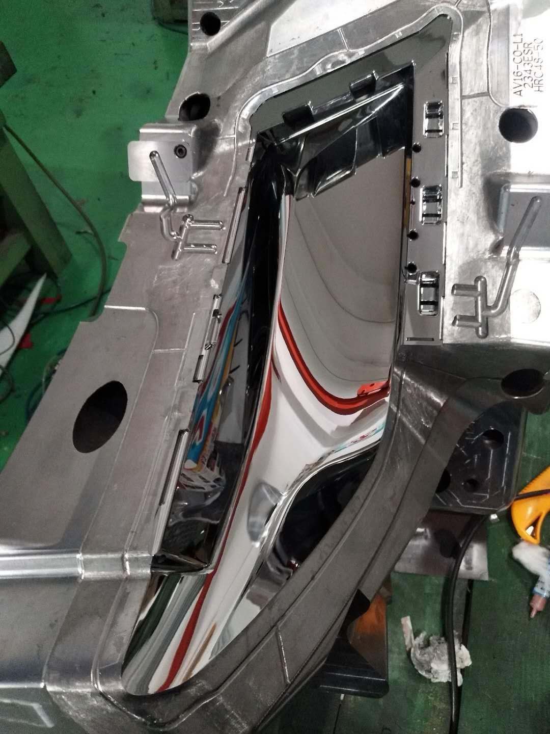 車燈模具鏡面拋光