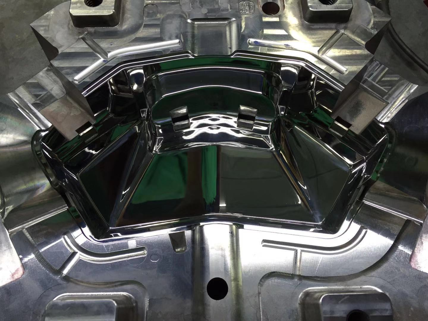 塑膠模具鏡面拋光