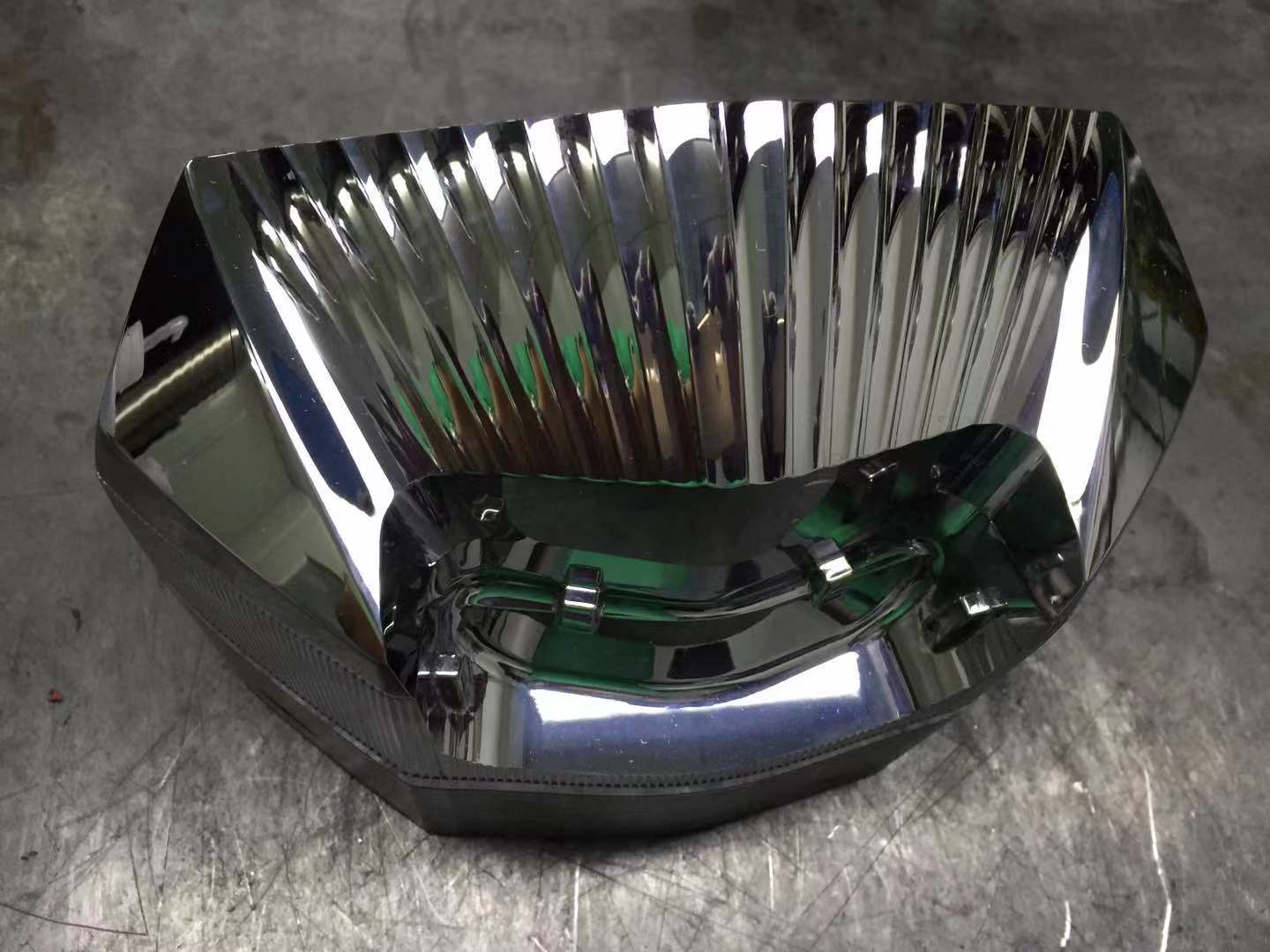 車燈模具拋光