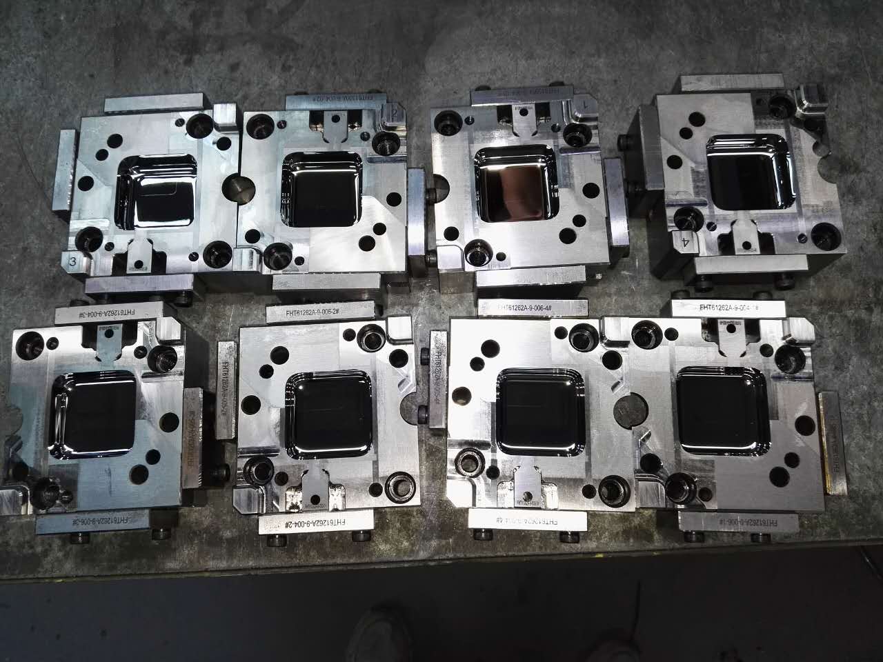 蘋果手機充電器模具 